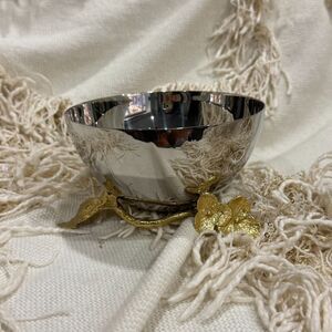 Michael Aram Hydrangea Nut Dish NEW
